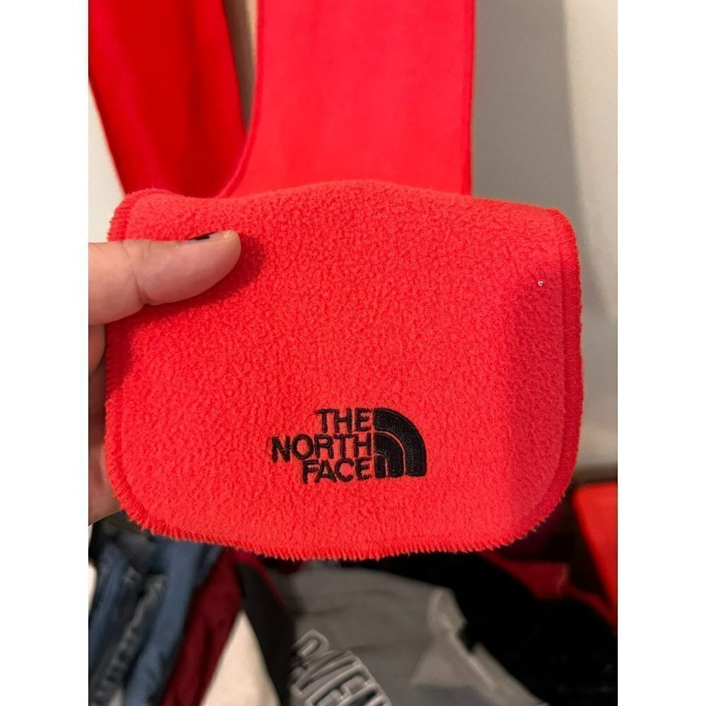 Women's The North Face Coral Fleece Scarf [EXCELLENT] - Picture 2 of 3